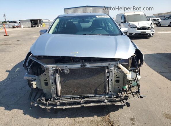 4S3GKAD67J3613682 2018 SUBARU IMPREZA Silver Вид спереду