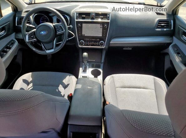 4S4BSAHC3J3210675 2018 SUBARU OUTBACK Blue Առջևի վահանակի տեսք