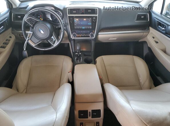 4S4BSANC0J3205650 2018 SUBARU OUTBACK Gold Vista del salpicadero