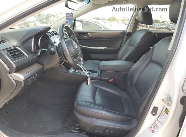 4S4BSENC8J3311447 2018 SUBARU OUTBACK White Widok wnętrza z przodu