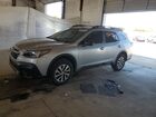 2020 Subaru Outback Silver vin: 4S4BTAAC6L3132788