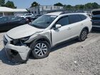 2020 Subaru Outback Premium White vin: 4S4BTACC2L3172329