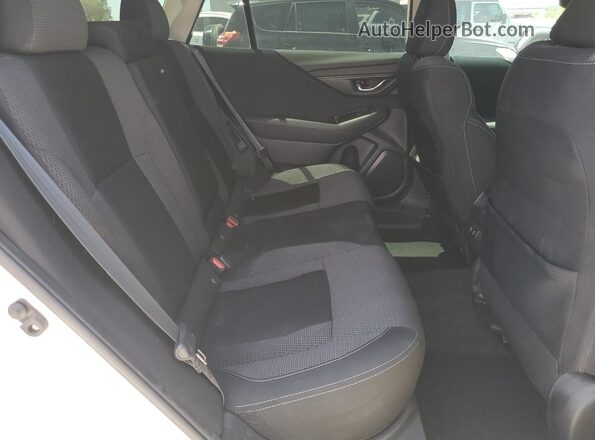 4S4BTACC3M3207347 2021 SUBARU OUTBACK White Vista interior trasera