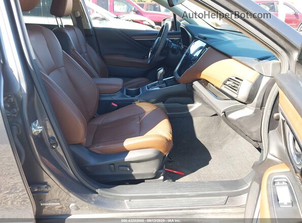 4S4BTAPC7M3118424 2021 SUBARU OUTBACK Gray Vista interior delantera