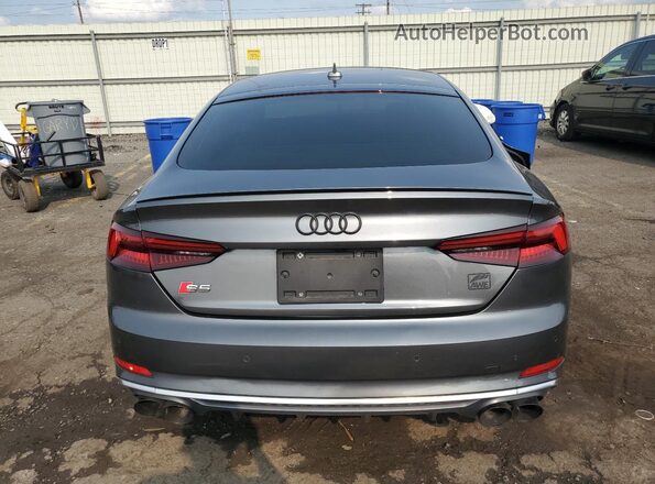 WAUC4CF56JA063795 2018 AUDI S5 Gray Widok wnętrza z przodu