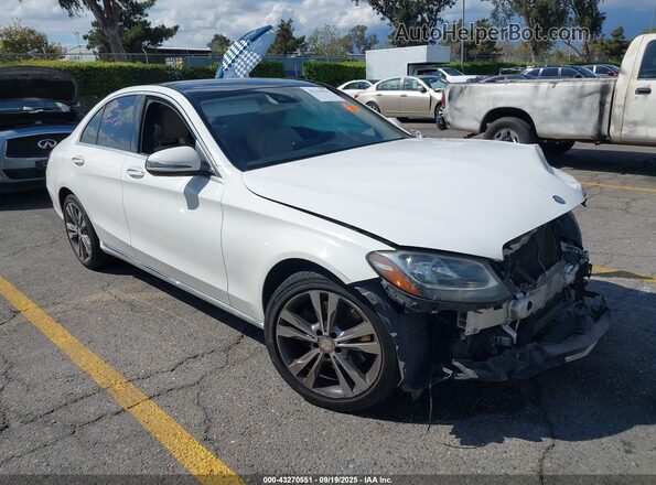 55SWF4JB8GU158516 2016 MERCEDES-BENZ C-CLASS White Przód prawy