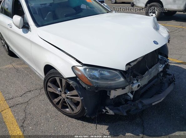 55SWF4JB8GU158516 2016 MERCEDES-BENZ C-CLASS White 