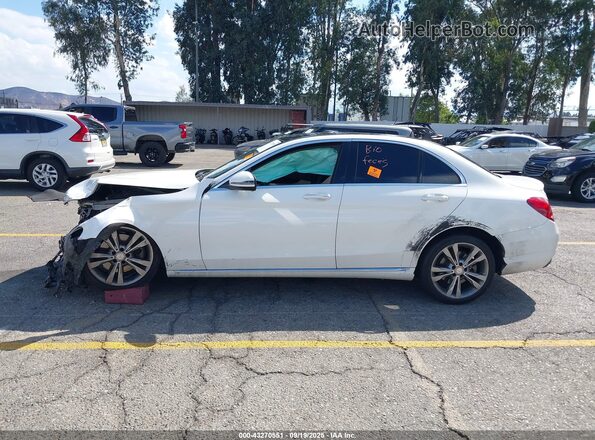 55SWF4JB8GU158516 2016 MERCEDES-BENZ C-CLASS White Widok wnętrza z tyłu
