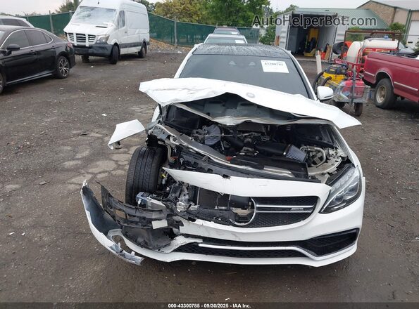55SWF8HB8HU179607 2017 MERCEDES-BENZ AMG C 63 White Widok wnętrza z tyłu