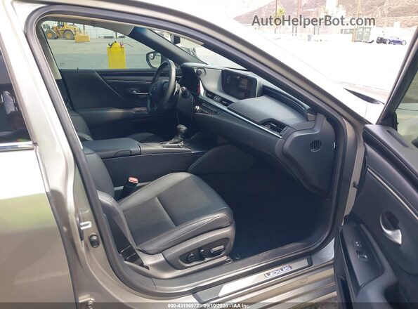 58ACA1C11MU003500 2021 LEXUS ES 300H Silver Вид салону спереду