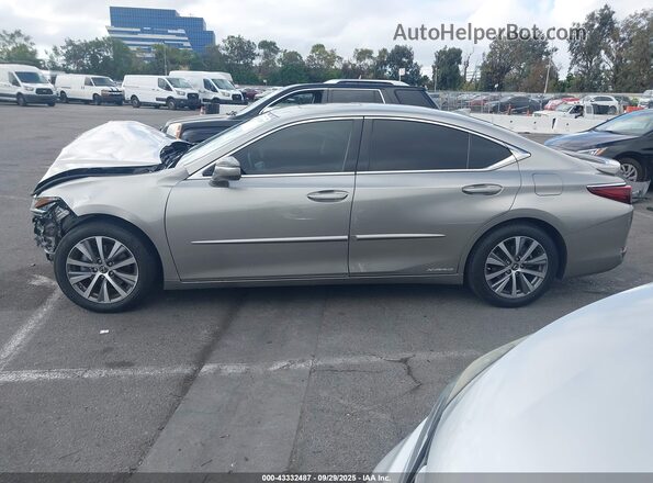 58AD21B16LU007981 2020 LEXUS ES 300H Серебряный 