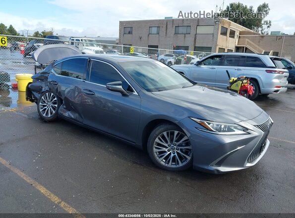 58ADA1C11MU008541 2021 LEXUS ES 300H Серый Передняя правая четверть