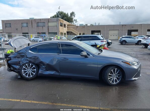 58ADA1C11MU008541 2021 LEXUS ES 300H Серый Вид щитка приборов