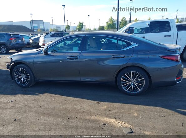 58ADA1C13RU039457 2024 LEXUS ES 300H Серый 