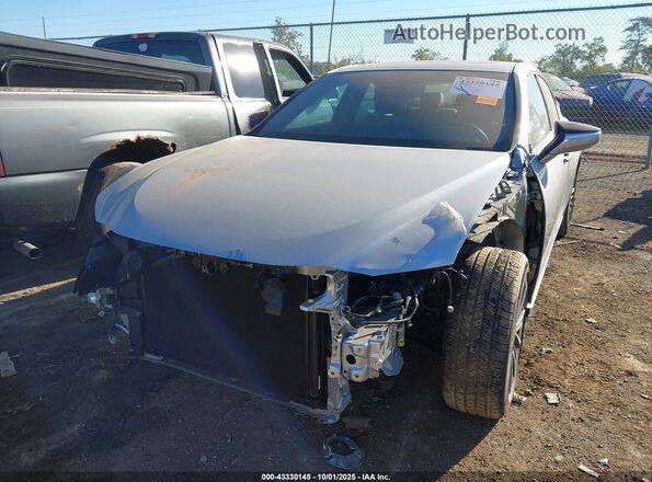 58ADA1C15PU028554 2023 LEXUS ES 300H Silver Widok z przodu