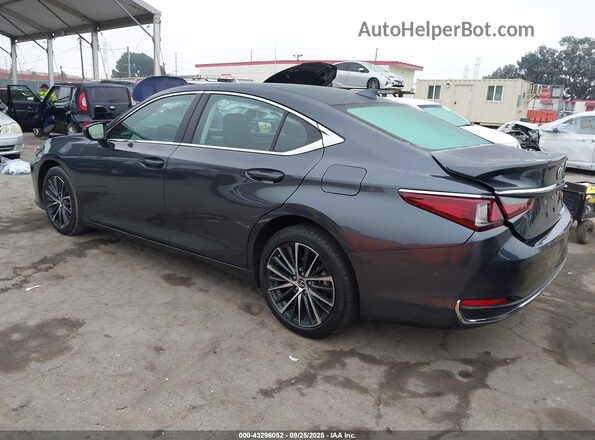 58ADA1C1XSU061221 2025 LEXUS ES Серый Задняя левая четверть