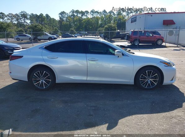 58ADZ1B15PU147330 2023 LEXUS ES White Vista interior trasera