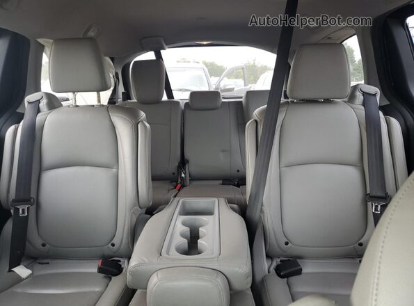 5FNRL6H74JB020693 2018 HONDA ODYSSEY Blue Vista de los asientos traseros