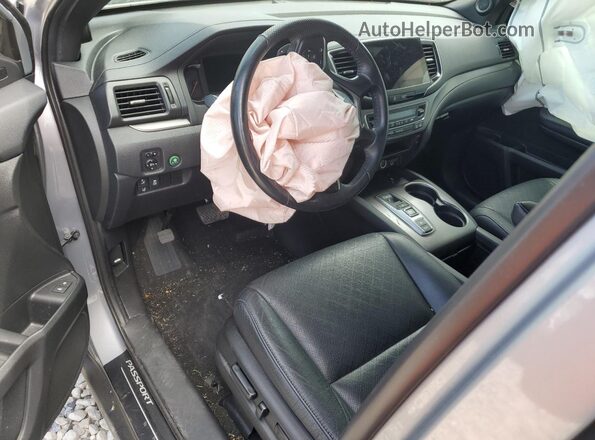 5FNYF8H56LB000168 2020 HONDA PASSPORT Silver Dashboard view