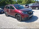 2021 Honda Passport Awd Ex-l Red vin: 5FNYF8H57MB003338