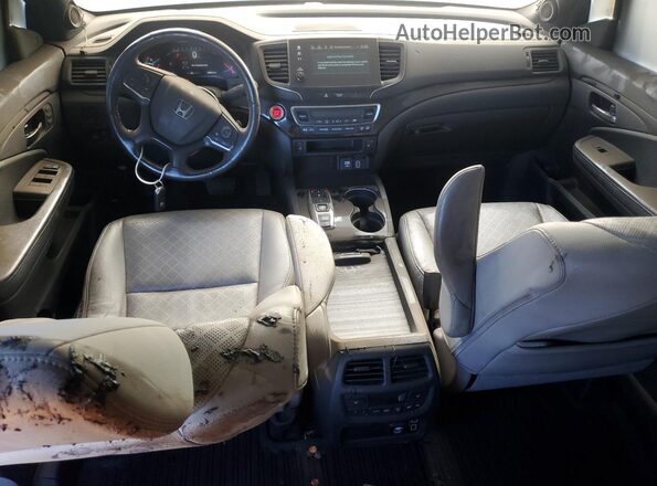 5FNYF8H94LB017974 2020 HONDA PASSPORT Blue Widok deski rozdzielczej