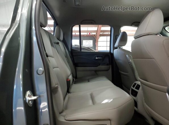 5FPYK3F59JB013194 2018 HONDA RIDGELINE Серый Вид задних сидений