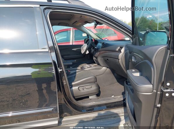 5FPYK3F72MB022082 2021 HONDA RIDGELINE Черный Вид салона спереди