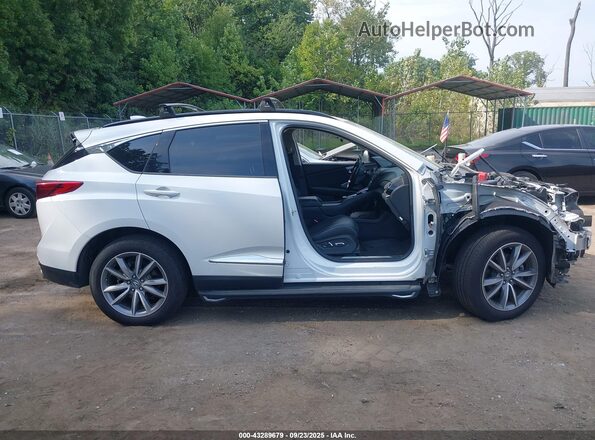 5J8TC2H53ML010818 2021 ACURA RDX Белый Вид задней части салона