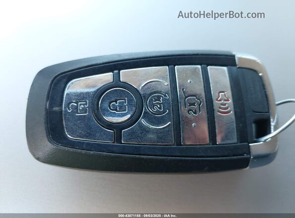 5LM5J7WC4MGL05133 2021 LINCOLN AVIATOR Белый Вид панели приборов