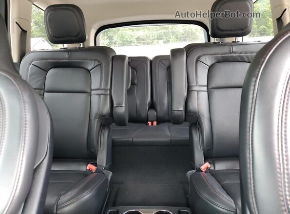 5LM5J7XC5MGL16821 2021 LINCOLN AVIATOR Черный Вид задних сидений