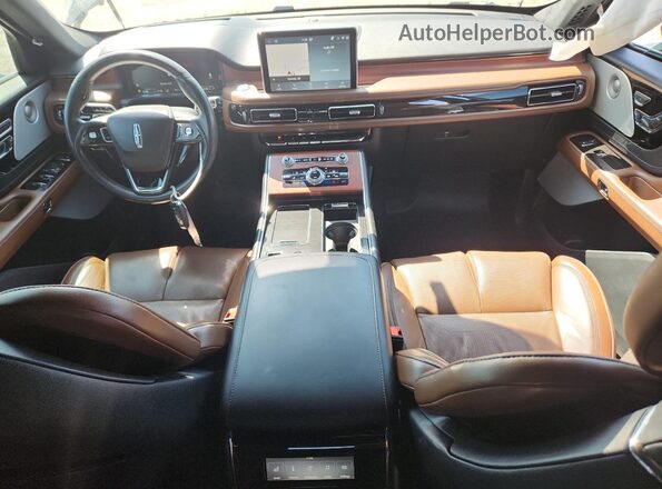 5LM5J7XC8NGL09606 2022 LINCOLN AVIATOR Черный Вид панели приборов