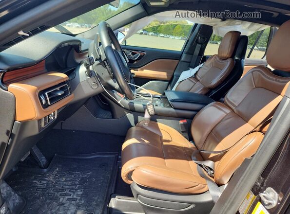 5LM5J7XC8NGL09606 2022 LINCOLN AVIATOR Черный Вид салона спереди