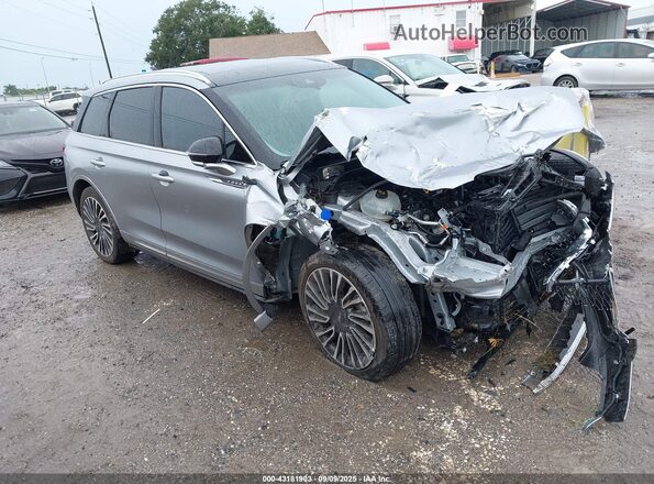 5LMCJ2DH9MUL24819 2021 LINCOLN CORSAIR Серебряный Передняя правая четверть