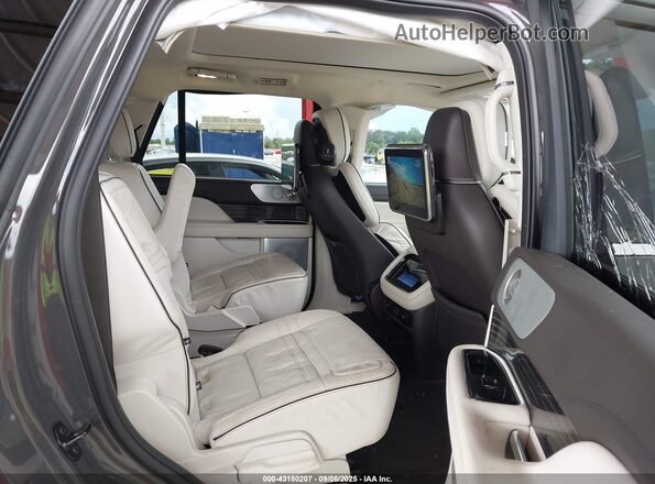 5LMJJ2TG2PEL01459 2023 LINCOLN NAVIGATOR Черный Вид наклейки с VIN-кодом