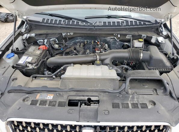 5LMJJ2TG9REL06211 2024 LINCOLN NAVIGATOR Белый Вид задней части салона