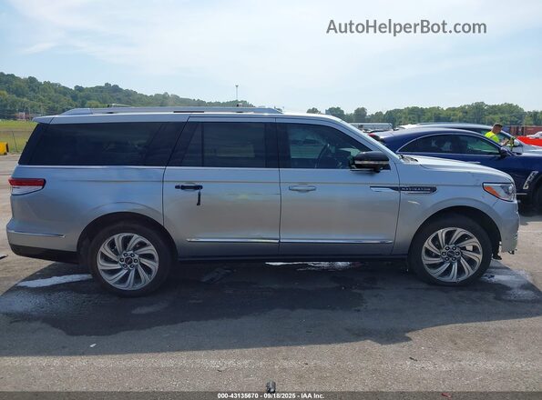 5LMJJ3LG1PEL02642 2023 LINCOLN NAVIGATOR Серебряный Панорамный вид салона 360°