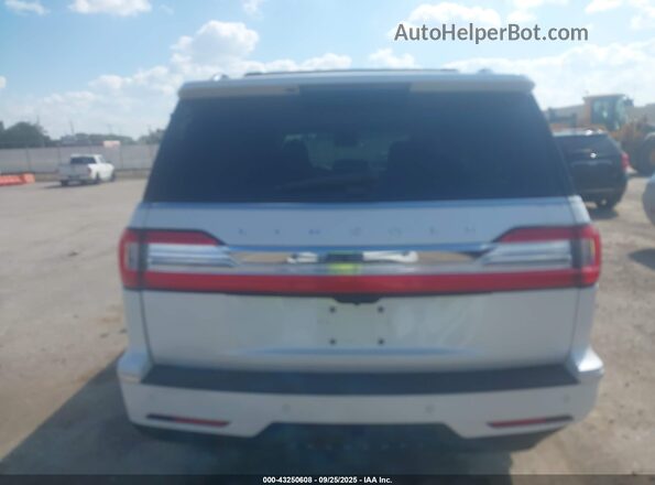 5LMJJ3LT0JEL08050 2018 LINCOLN NAVIGATOR L White 