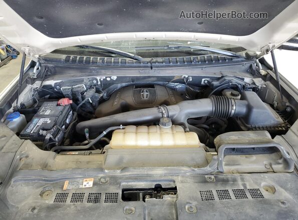 5LMJJ3LT2JEL14514 2018 LINCOLN NAVIGATOR Кремовый Вид подкапотного пространства