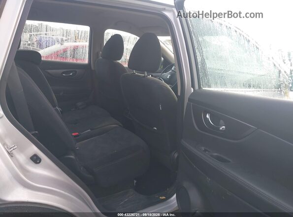 5N1AT2MV3GC820283 2016 NISSAN ROGUE Silver VIN კოდის სტიკერის ხედი