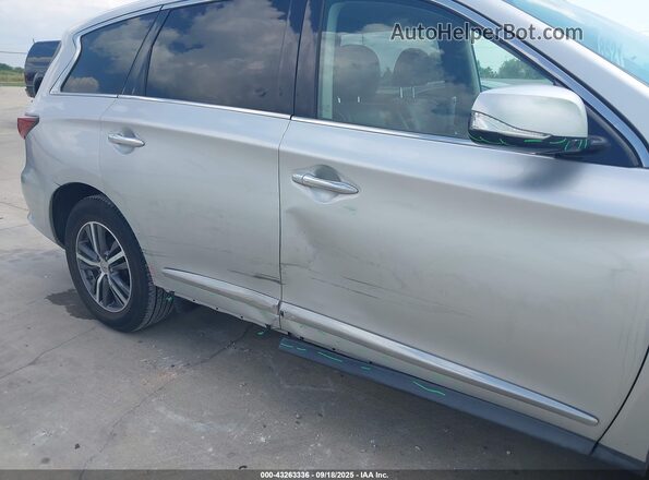 5N1DL0MM4JC518601 2018 INFINITI QX60 Серебряный Вид спереди