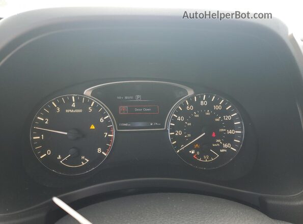 5N1DR2MM1JC642514 2018 NISSAN PATHFINDER Красный Вид щитка приборов