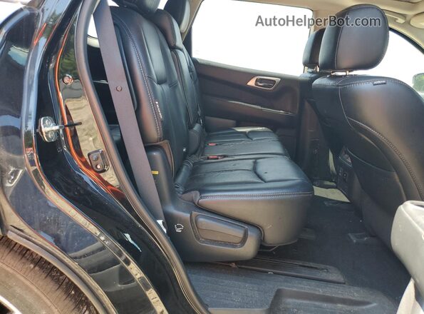 5N1DR2MM3JC608560 2018 NISSAN PATHFINDER Черный Вид задней части салона