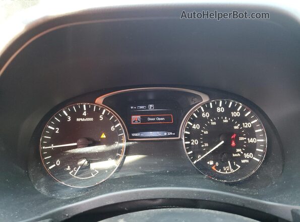 5N1DR2MM3JC608560 2018 NISSAN PATHFINDER Черный Вид щитка приборов