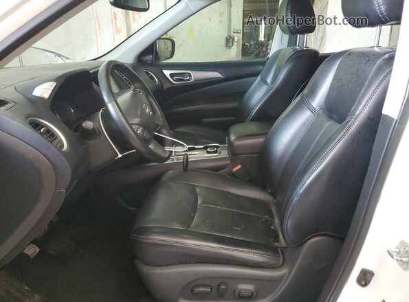 5N1DR2MM4JC657136 2018 NISSAN PATHFINDER White Widok wnętrza z przodu