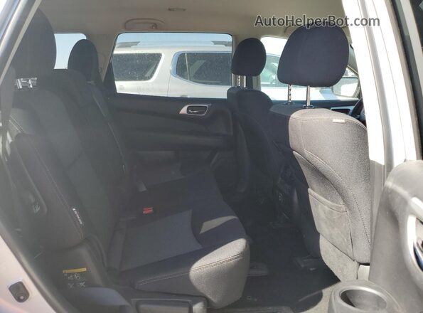 5N1DR2MM9JC614301 2018 NISSAN PATHFINDER Серебряный Вид задних сидений