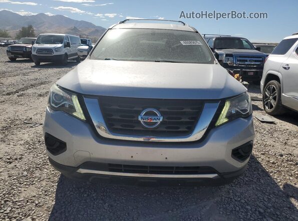 5N1DR2MM9JC614301 2018 NISSAN PATHFINDER Серебряный Вид спереди