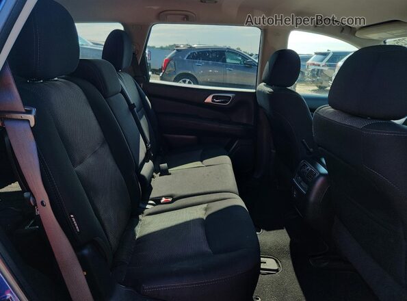 5N1DR2MMXJC662938 2018 NISSAN PATHFINDER Синий Вид задней части салона