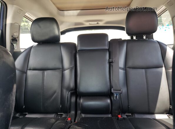 5N1DR2MN0JC608024 2018 NISSAN PATHFINDER Синий Вид задних сидений
