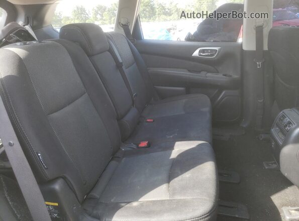 5N1DR2MNXJC625655 2018 NISSAN PATHFINDER Серебряный Вид сзади