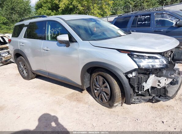 5N1DR3BCXPC245196 2023 NISSAN PATHFINDER Silver Front right
